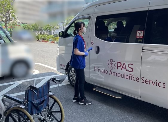 民間救急　車両搬送　パス救急サービス　看護師
